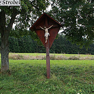 Feldkreuz oberhalb von Säge an der Kreisstrasse Richtung Ratshausen