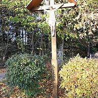 Feldkreuz am Ortseingang aus Richtung Schömberg
